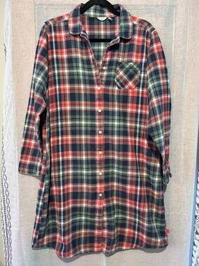 Woolrich Women's Plaid Flannel Button Down Sleep Shirt Nightgown Red Green Large